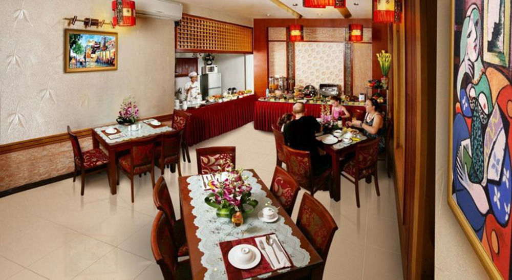 Aquarius Grand Hotel Hanoi Restaurant foto